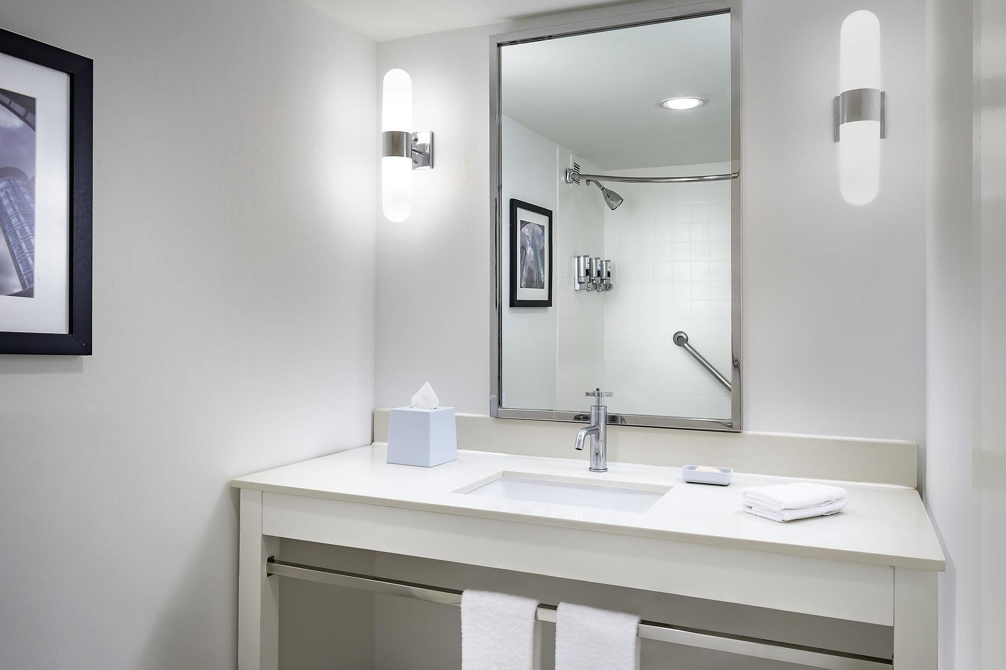 Four Points By Sheraton Houston Greenway Plaza מראה חיצוני תמונה