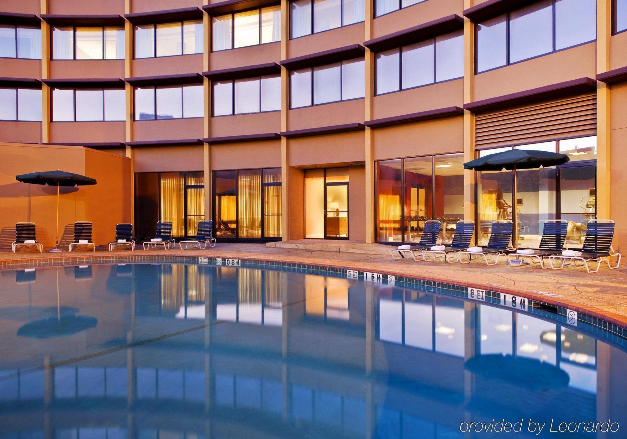 Four Points By Sheraton Houston Greenway Plaza מראה חיצוני תמונה